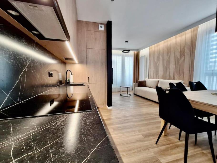 Easy Rent Apartments- Business Center 205 Люблин Екстериор снимка
