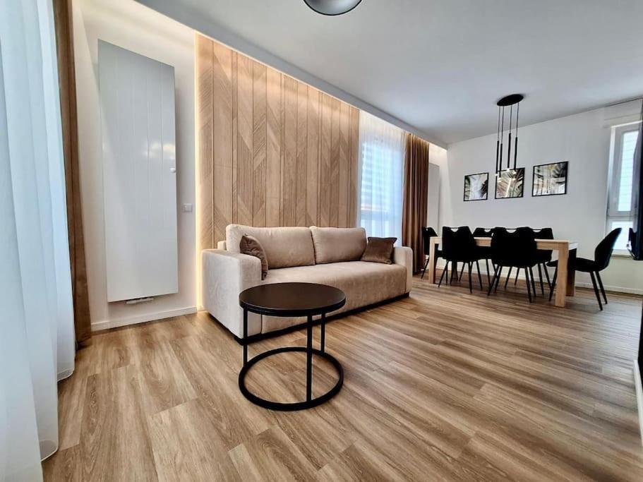 Easy Rent Apartments- Business Center 205 Люблин Екстериор снимка